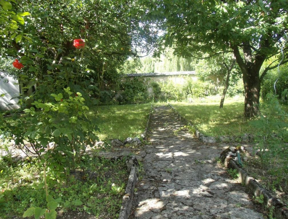 Le Grand Jardin Bed and Breakfast Beaune  Eksteriør billede